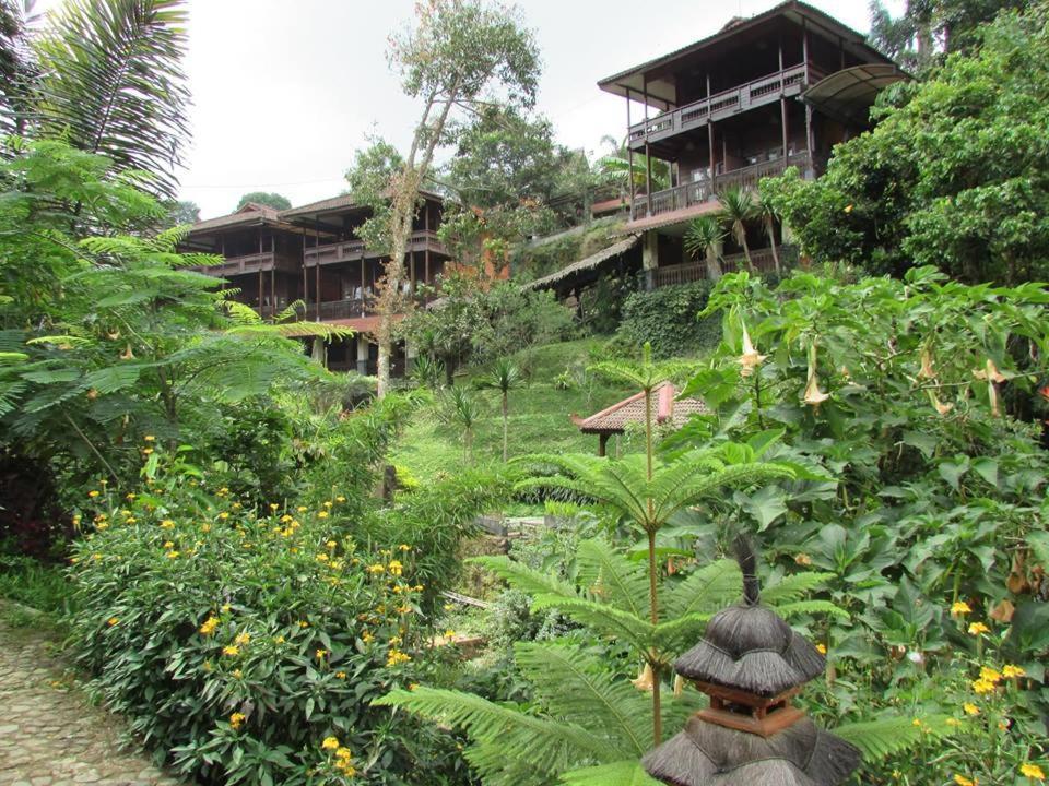 Green Valley Resort Bandungan Kültér fotó