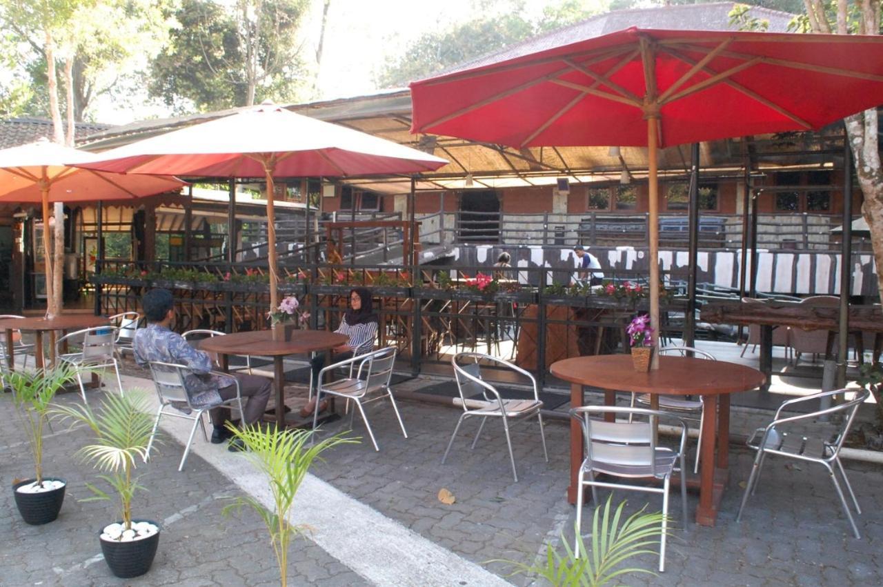 Green Valley Resort Bandungan Kültér fotó